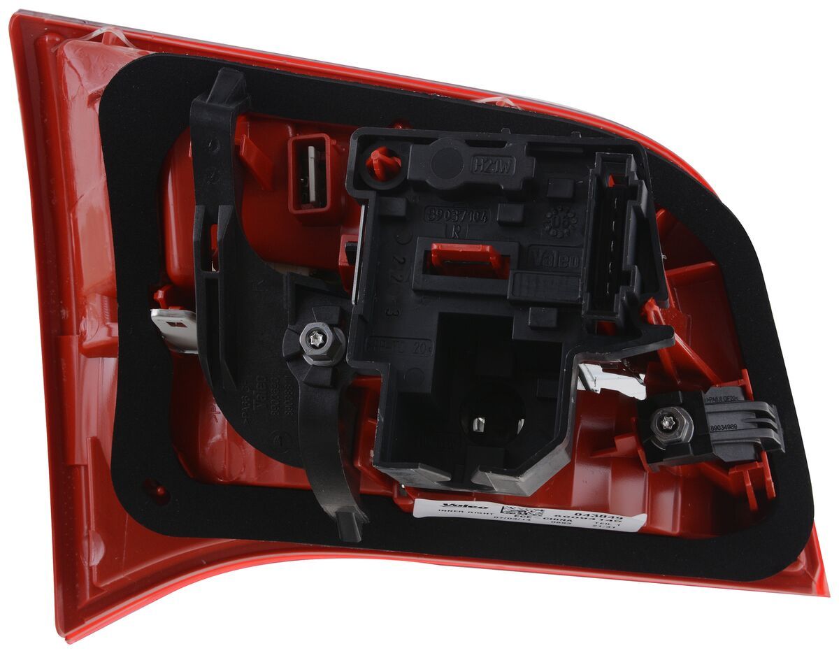 REAR LIGHT_043849_04.JPG