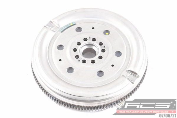 DMF VW MULTIVAN 3.2L - TecDoc 2