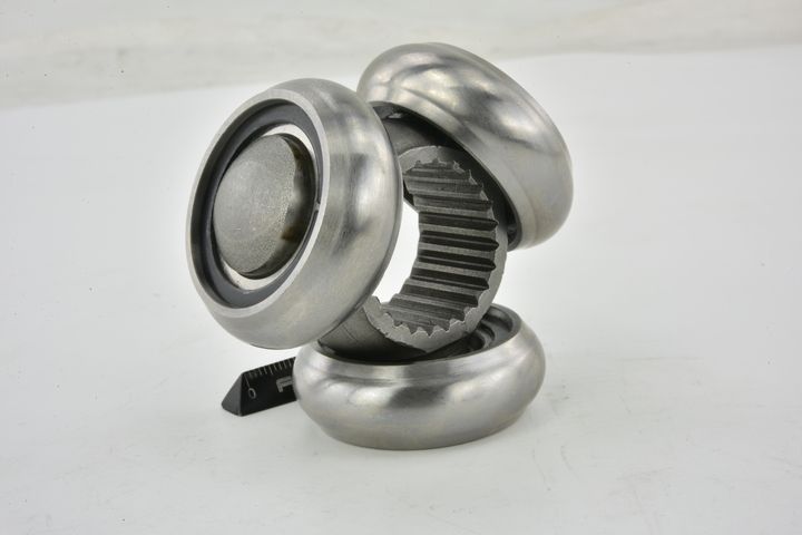 trikojo įvorė, kardaninis velenas