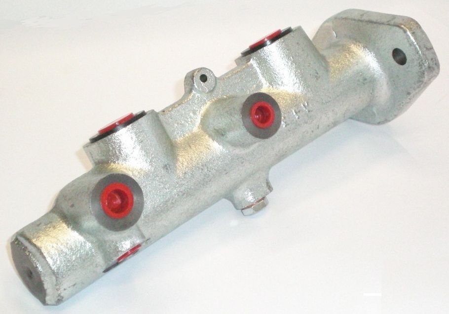 F 026 003 085 BOSCH főfékhenger