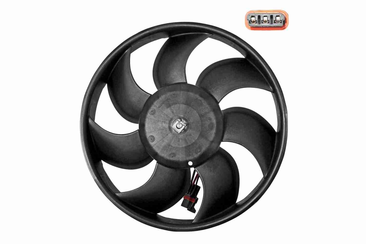 L&uuml;fter, Motork&uuml;hlung