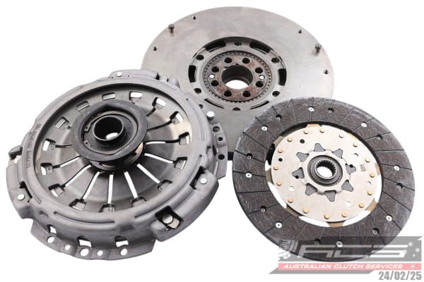 KIT STD RANGE ROVER 2.5L inc DMF - TecDoc Only