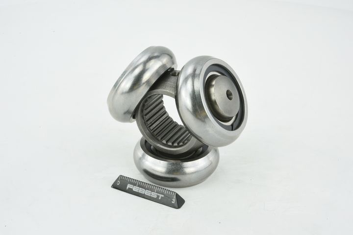 trikojo įvorė, kardaninis velenas