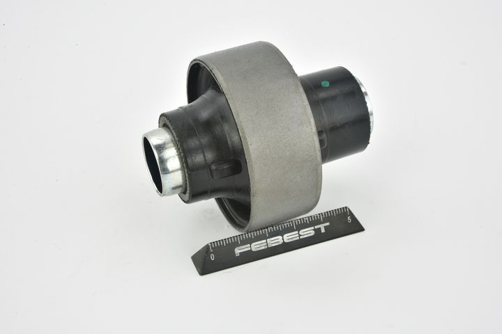 valdymo svirties/išilginių svirčių įvorė