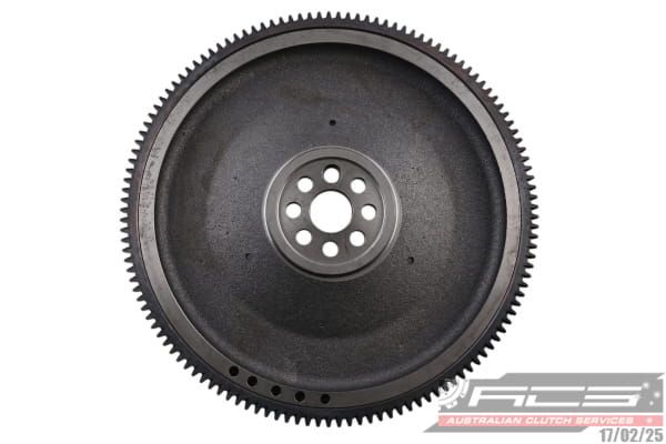 F/W C/IRON TOYOTA / HINO N04C 8 BOLT - TecDoc 2