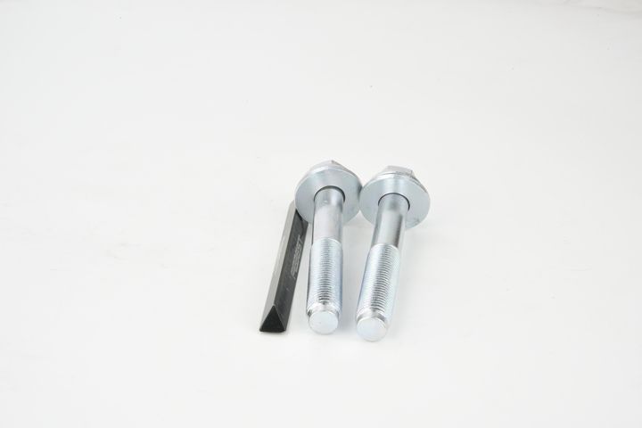 išvirtimo reguliavimo varžtas