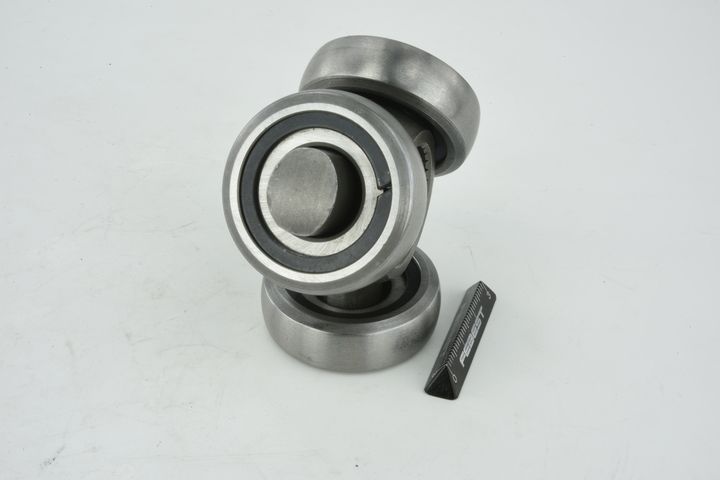 trikojo įvorė, kardaninis velenas