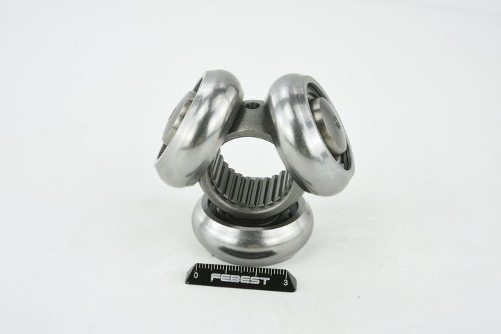 trikojo įvorė, kardaninis velenas