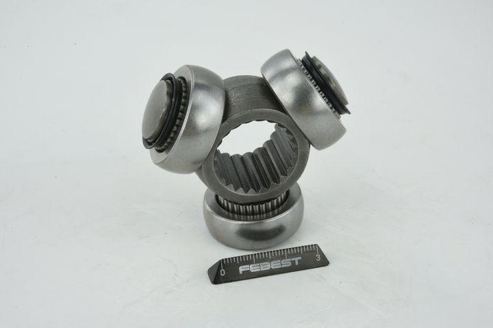 trikojo įvorė, kardaninis velenas