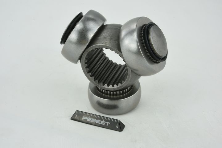 trikojo įvorė, kardaninis velenas