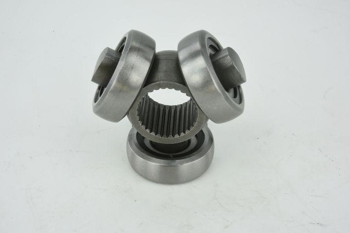 trikojo įvorė, kardaninis velenas