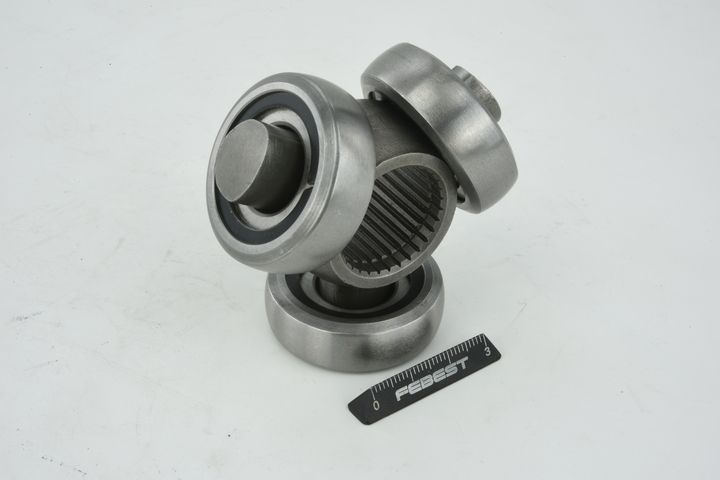 trikojo įvorė, kardaninis velenas