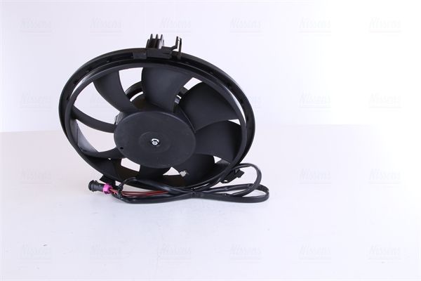 L&uuml;fter, Motork&uuml;hlung