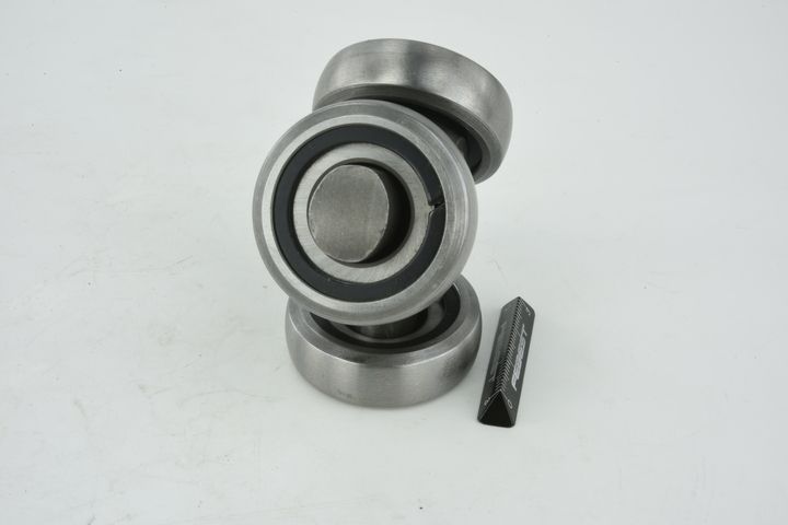 trikojo įvorė, kardaninis velenas