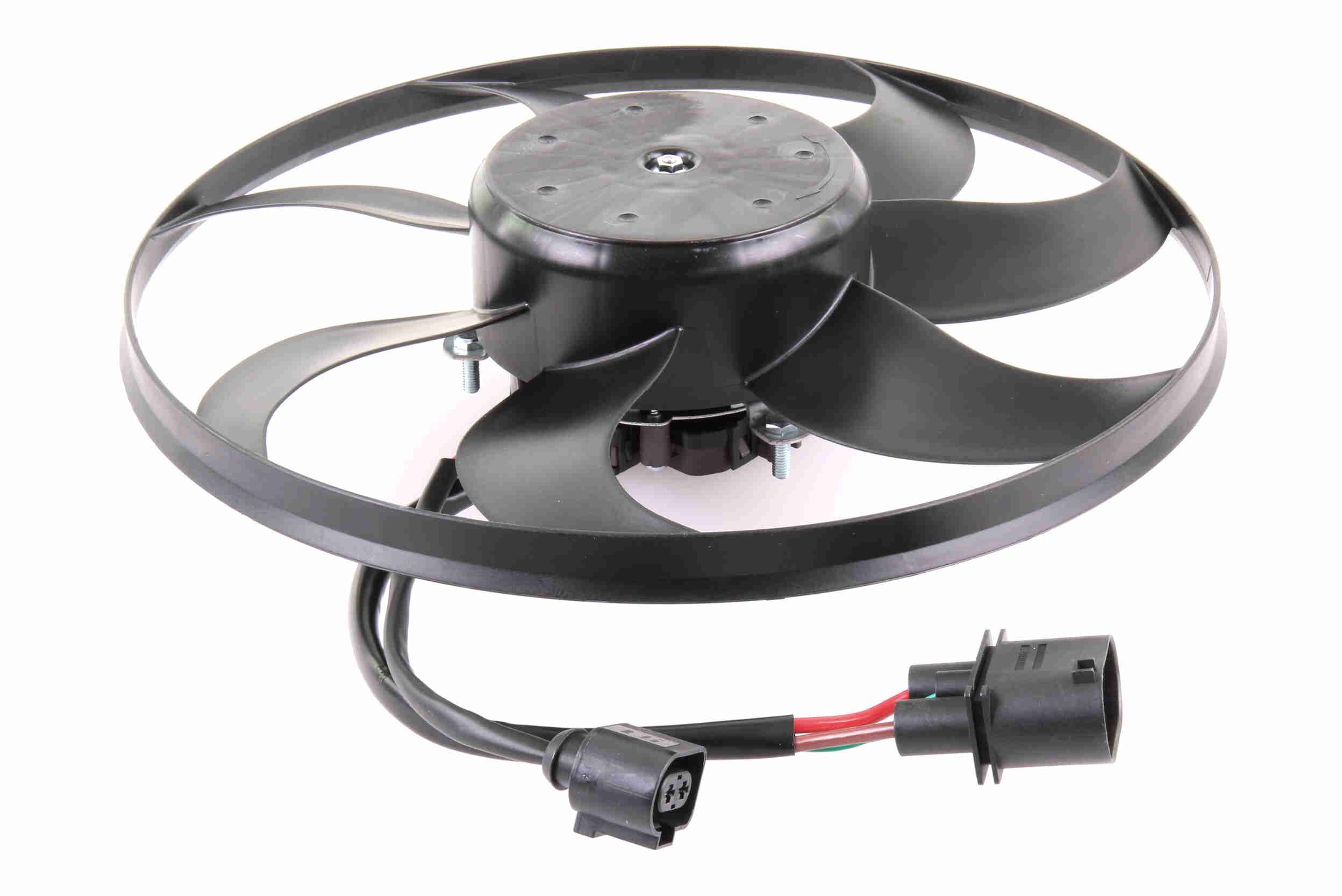 L&uuml;fter, Motork&uuml;hlung