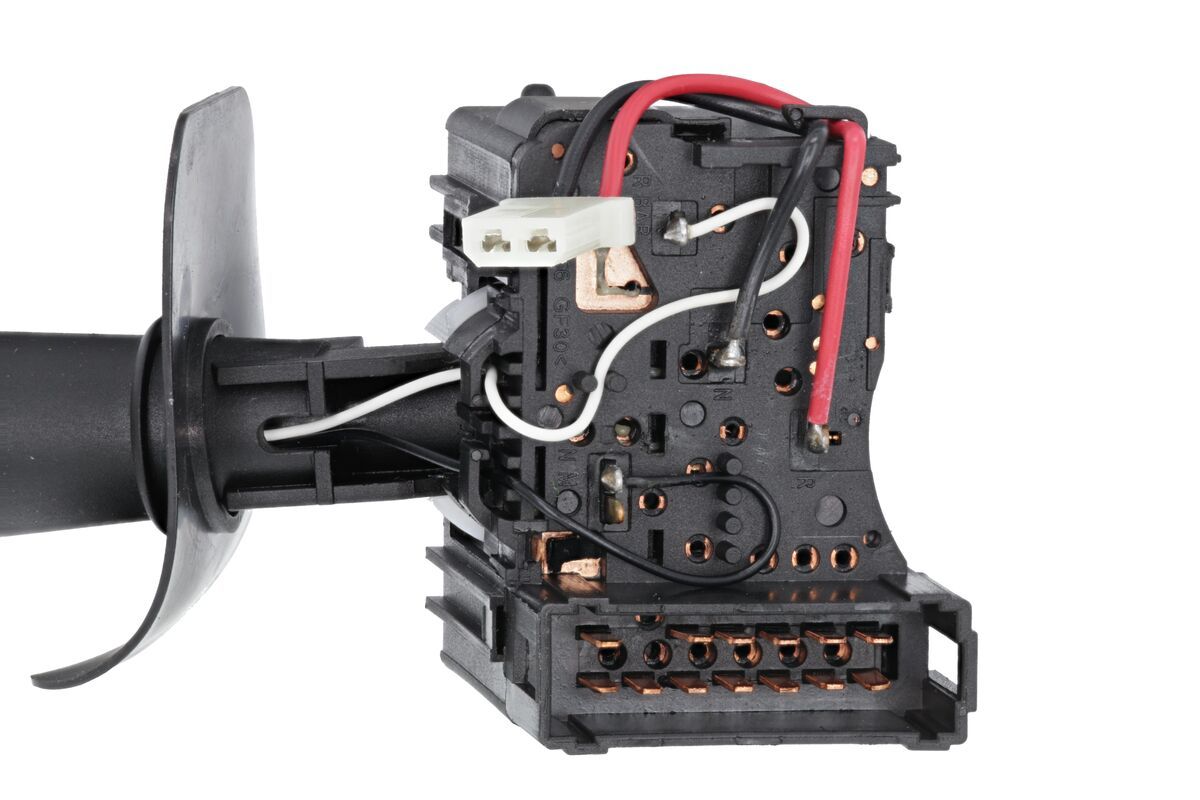 SWITCHES_251586_03.JPG