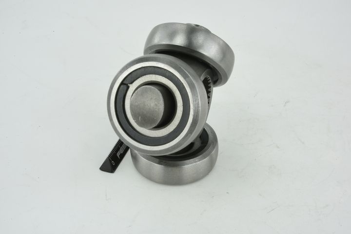 trikojo įvorė, kardaninis velenas