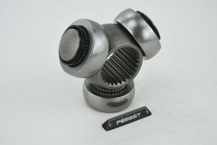 trikojo įvorė, kardaninis velenas