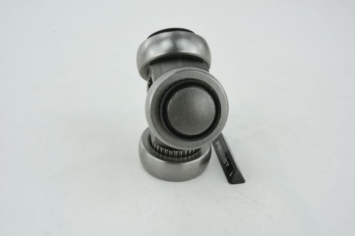 trikojo įvorė, kardaninis velenas