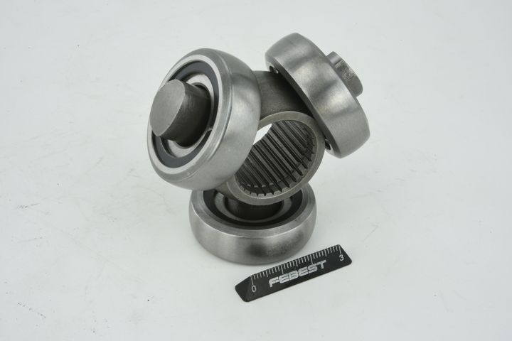 trikojo įvorė, kardaninis velenas