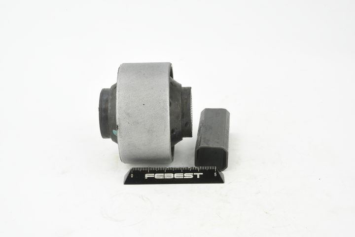 Mounting, control/trailing arm TAB-022