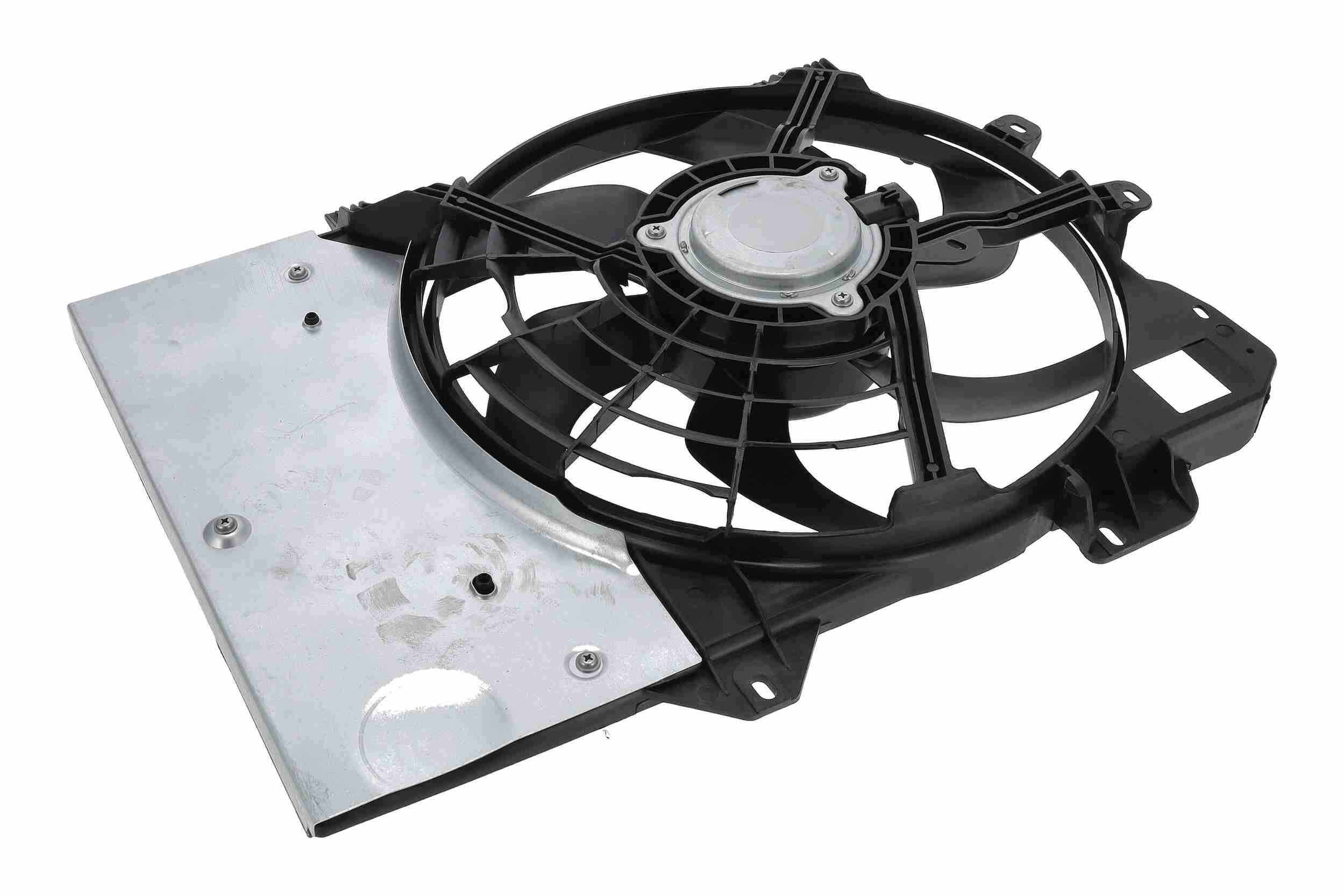 L&uuml;fter, Motork&uuml;hlung