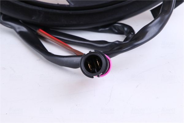 L&uuml;fter, Motork&uuml;hlung