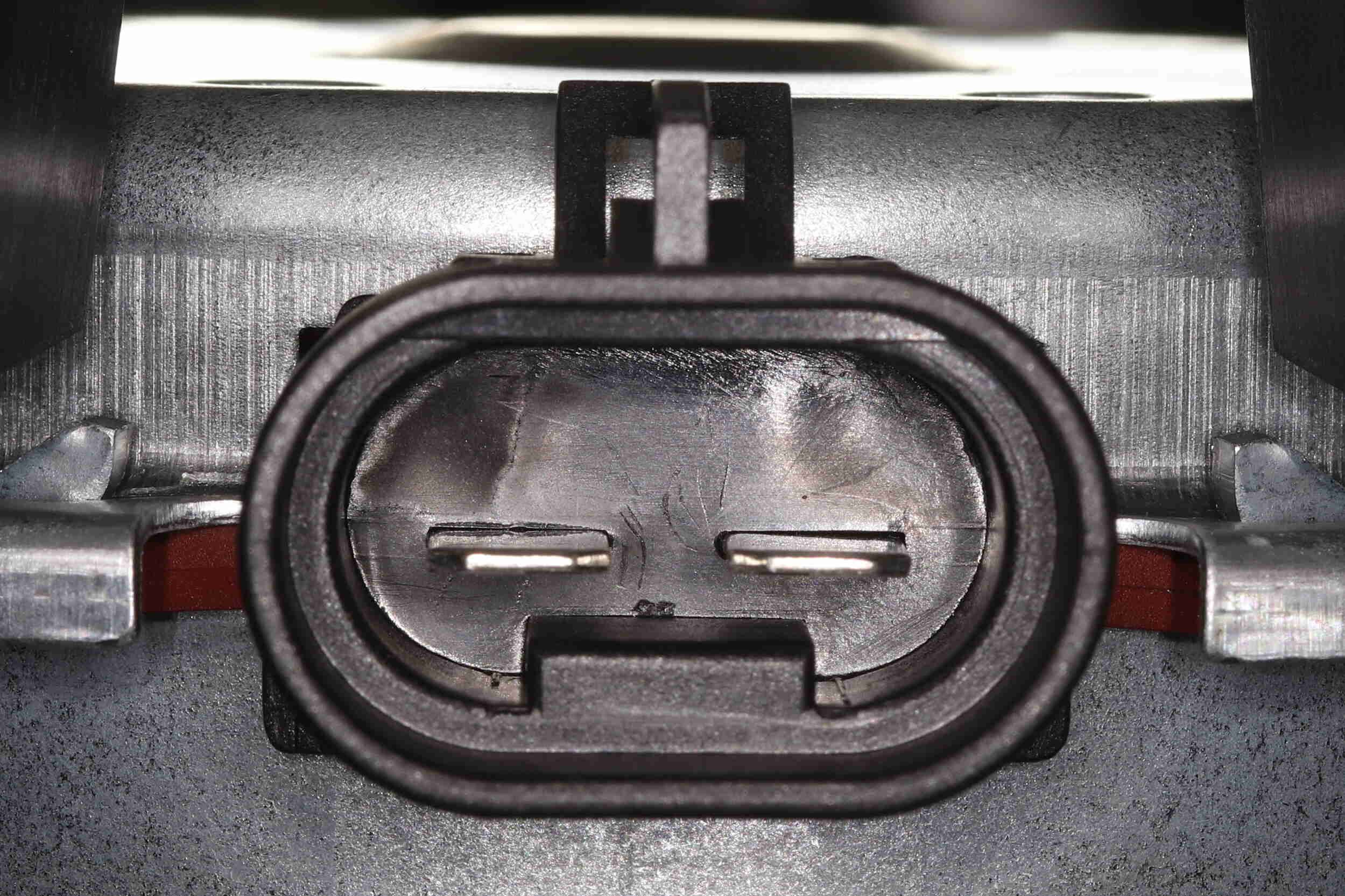 L&uuml;fter, Motork&uuml;hlung