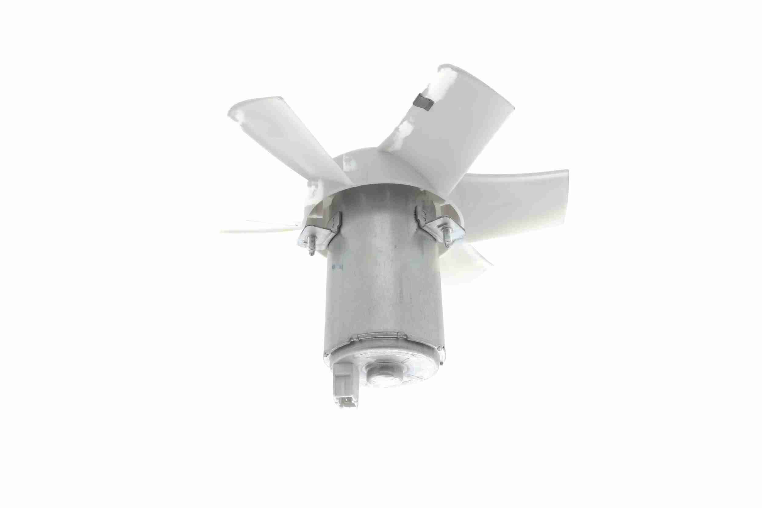 L&uuml;fter, Motork&uuml;hlung