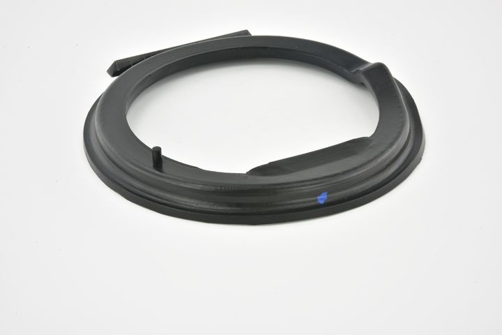 spyruoklės dangtelis