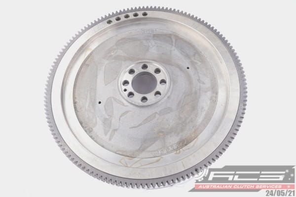 F/WHEEL ISUZU 6UZ1 ZF TRANS - TecDoc 1