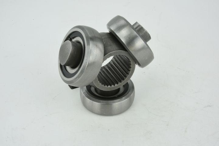 trikojo įvorė, kardaninis velenas