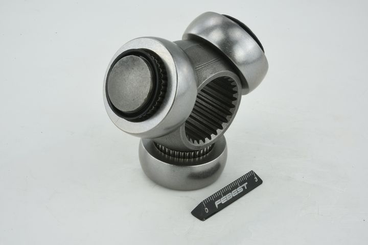 trikojo įvorė, kardaninis velenas