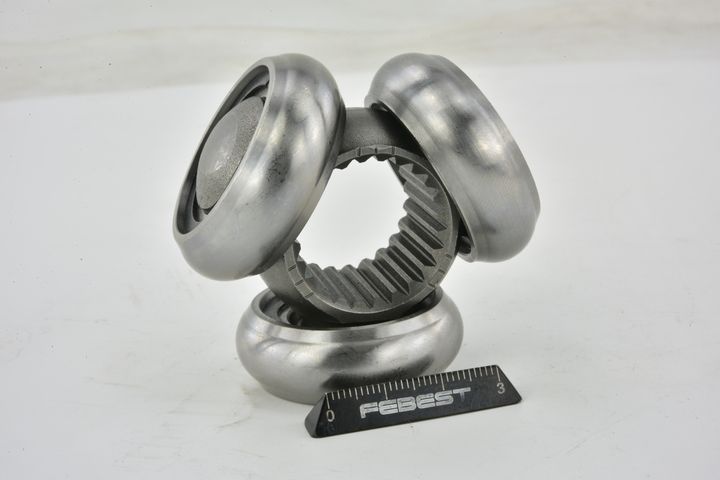 trikojo įvorė, kardaninis velenas