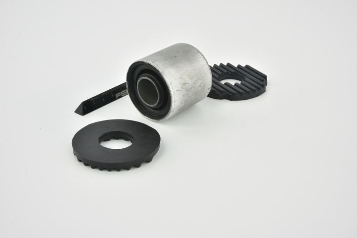 valdymo svirties/išilginių svirčių įvorė