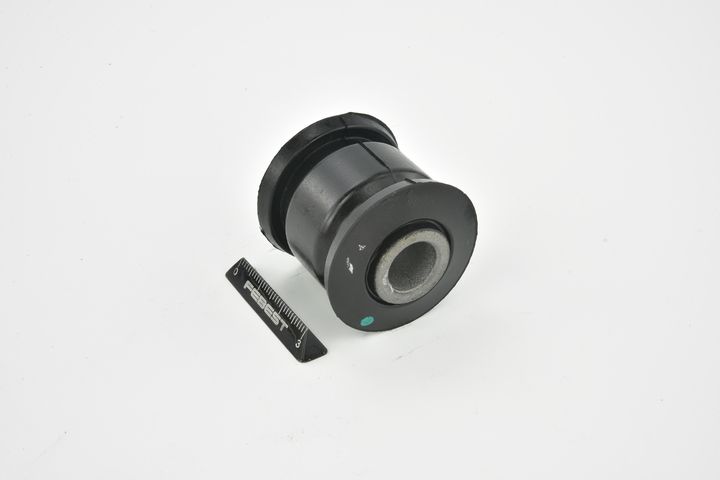 valdymo svirties/išilginių svirčių įvorė