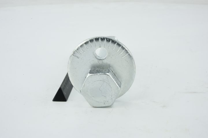 išvirtimo reguliavimo varžtas