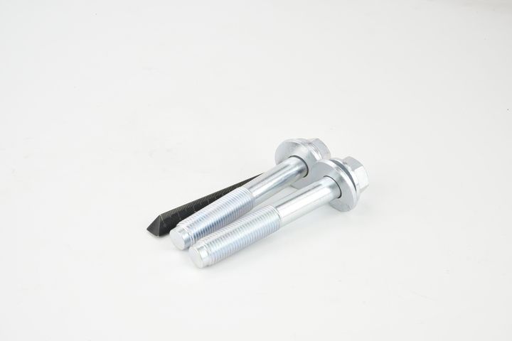 išvirtimo reguliavimo varžtas