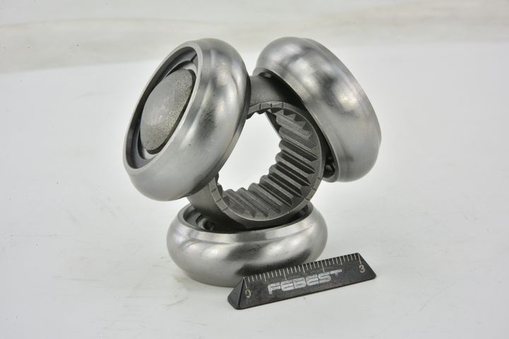 trikojo įvorė, kardaninis velenas