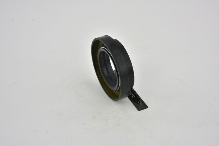 sandariklis, kardaninis velenas