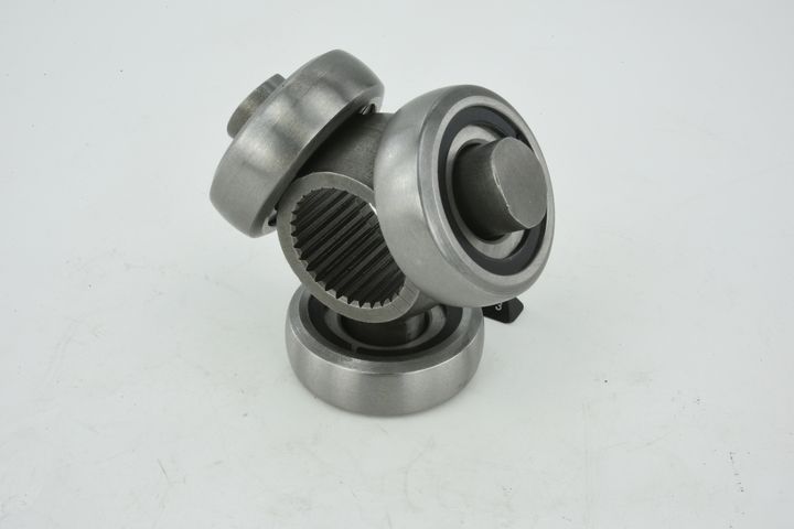 trikojo įvorė, kardaninis velenas