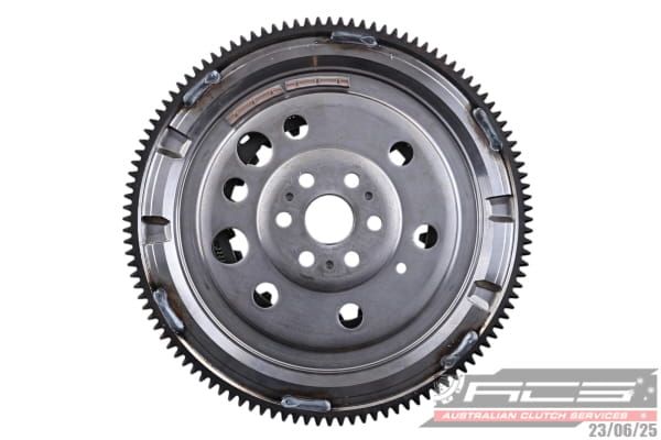 DMF DCT FORD FIESTA 1.0L inc FWB - TecDoc 2