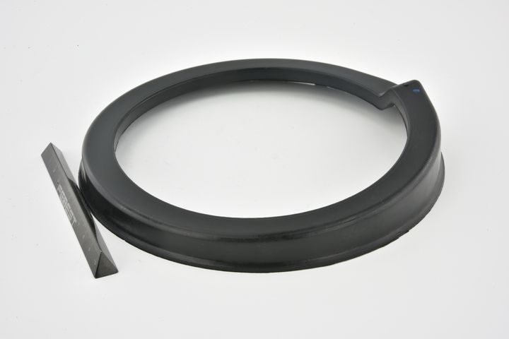 spyruoklės dangtelis