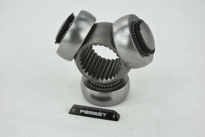 trikojo įvorė, kardaninis velenas