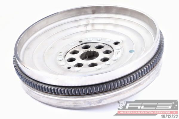 DMF BMW M5/M6, ENG. S63B44B WET DCT - TecDoc 1