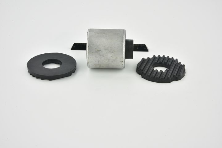 valdymo svirties/išilginių svirčių įvorė