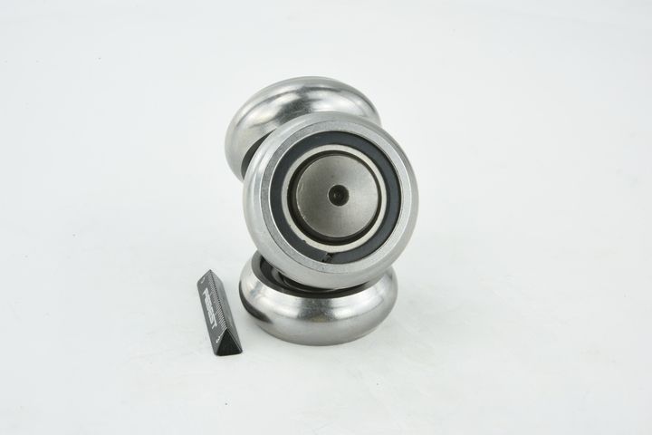 trikojo įvorė, kardaninis velenas