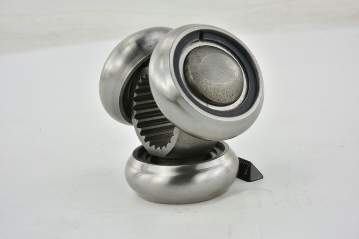 trikojo įvorė, kardaninis velenas