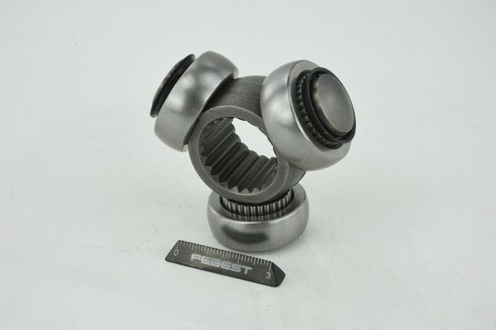 trikojo įvorė, kardaninis velenas