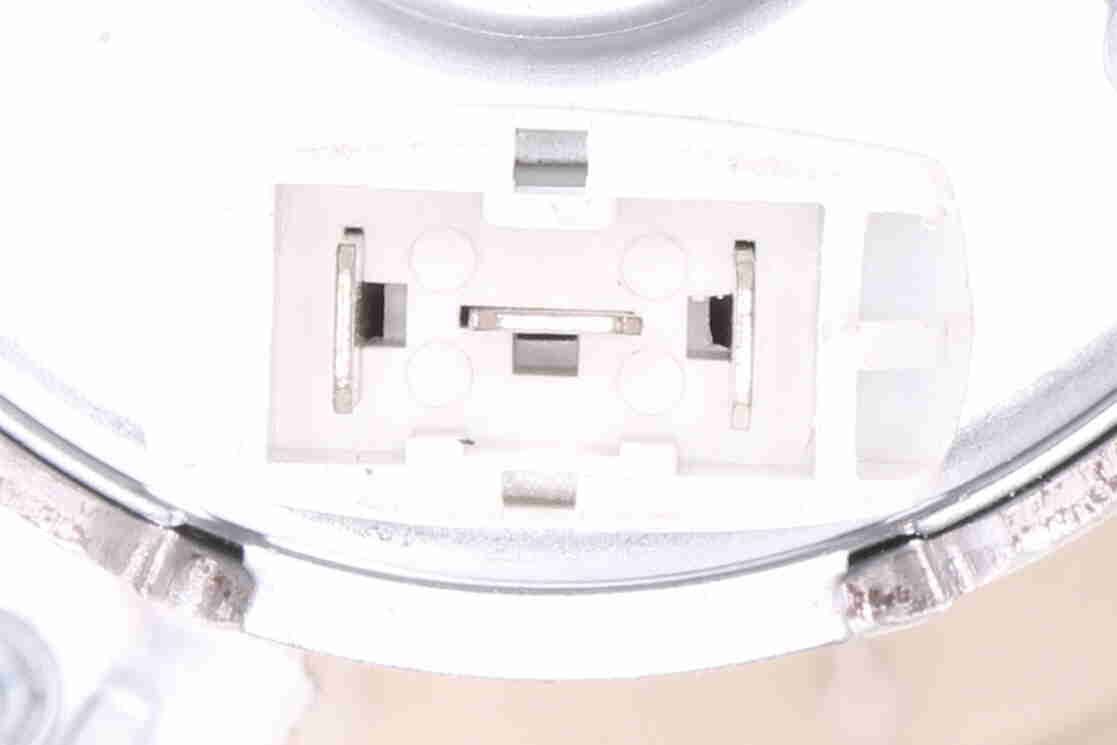 L&uuml;fter, Motork&uuml;hlung